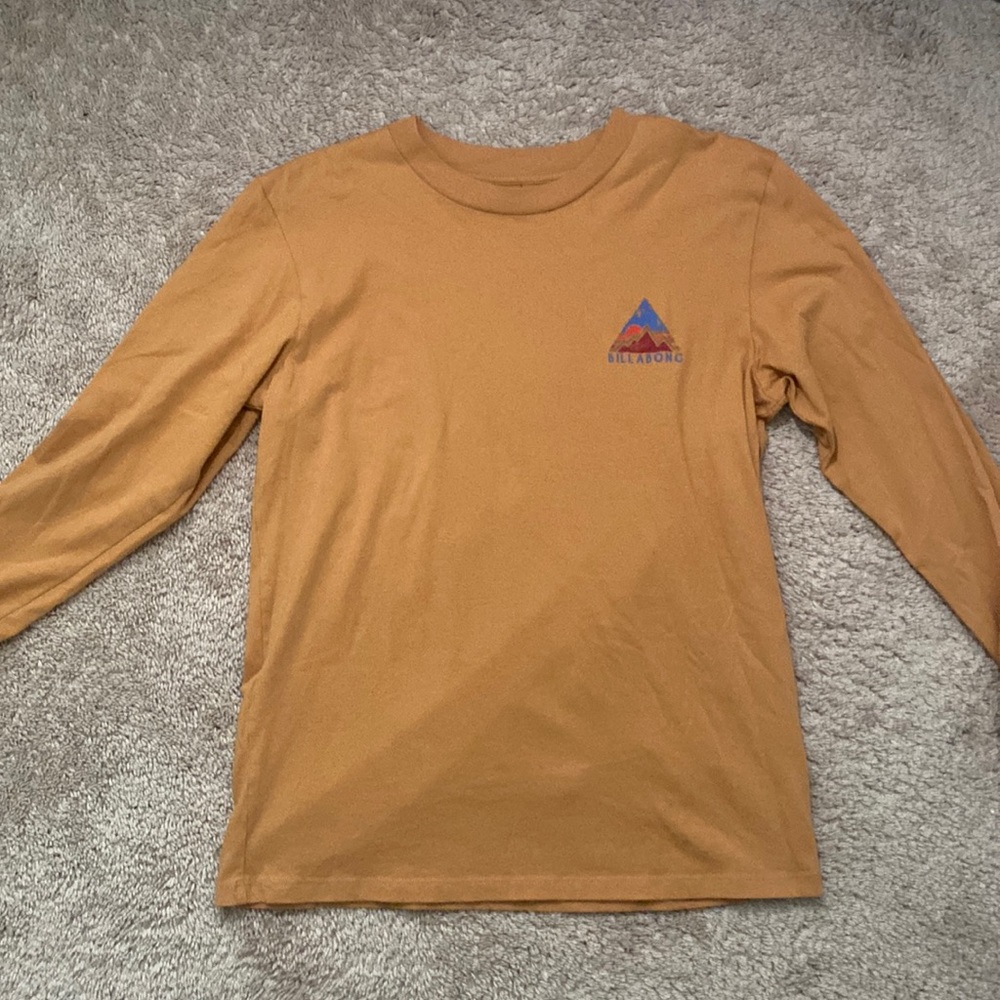 Medium mustard yellow long sleeve from Billabong